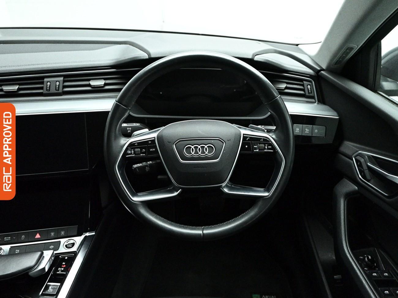 Audi E-Tron view 10