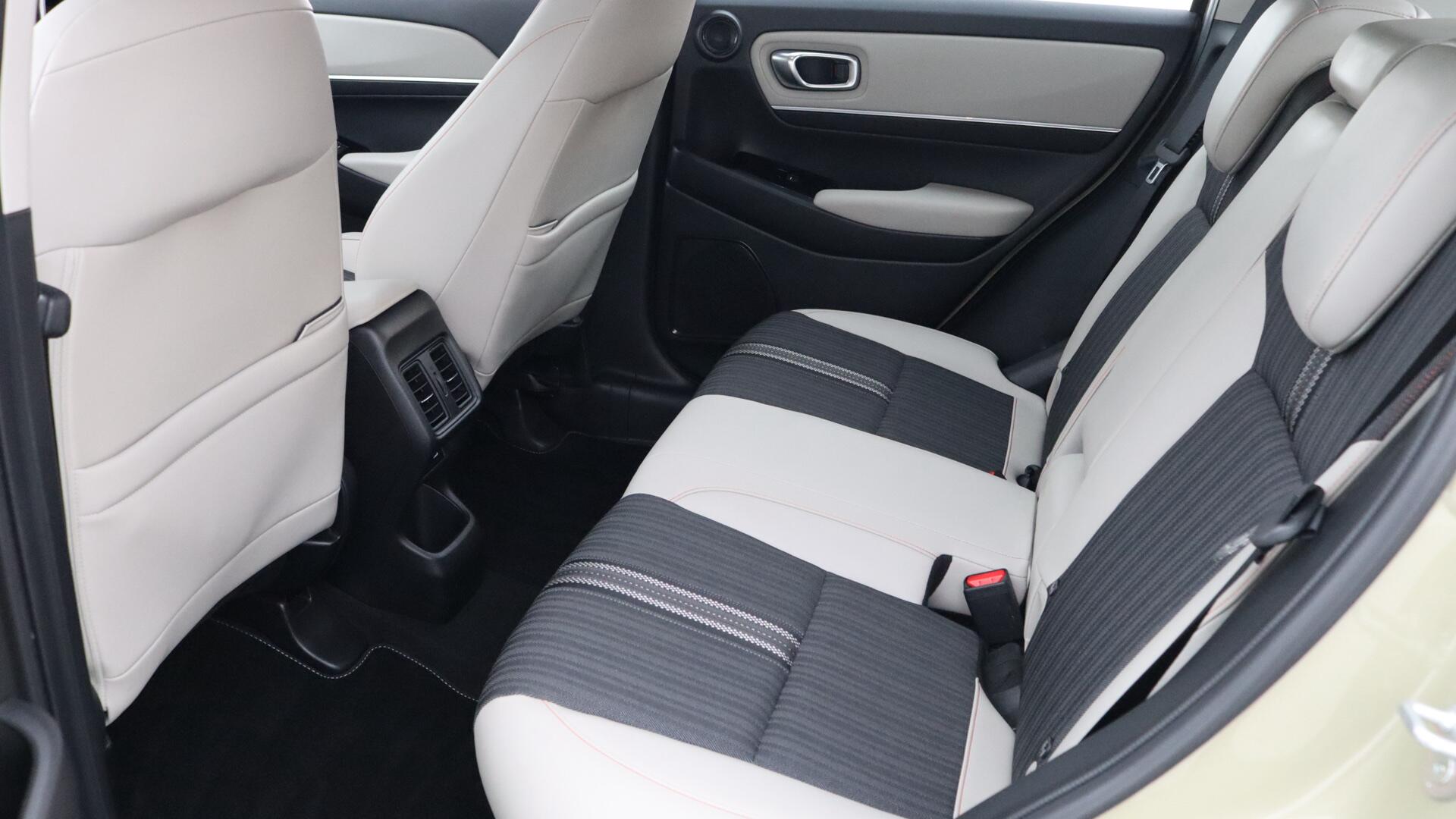Honda HR-V view 25