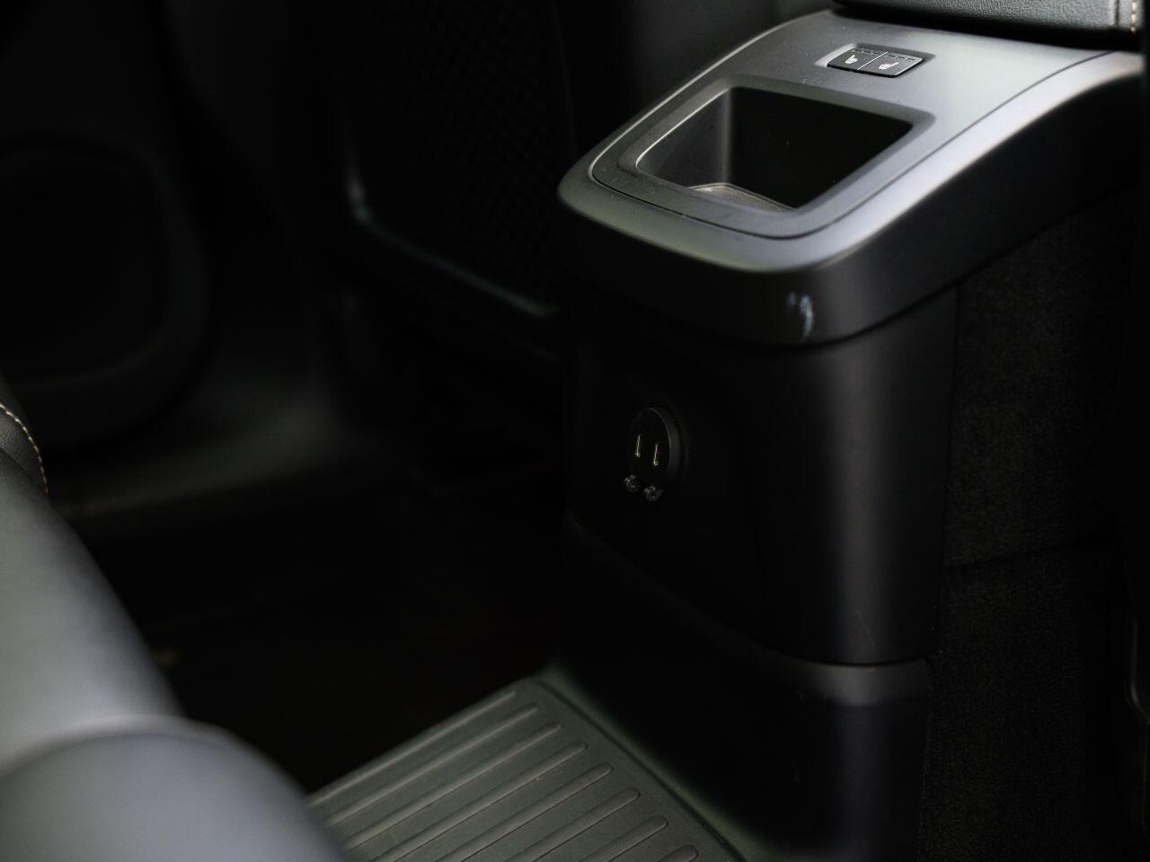 Volvo XC60 view 28