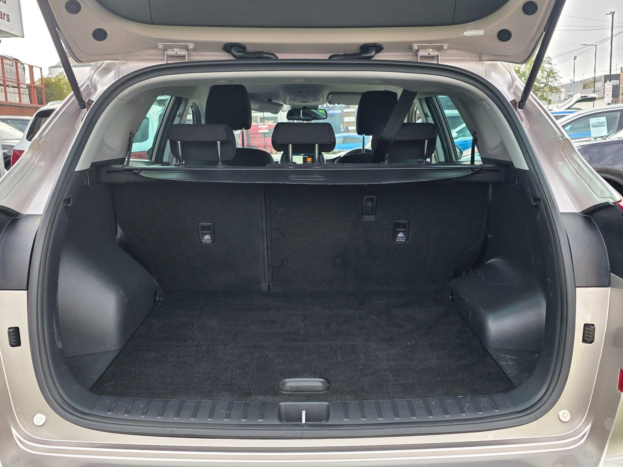 Hyundai Tucson view 19