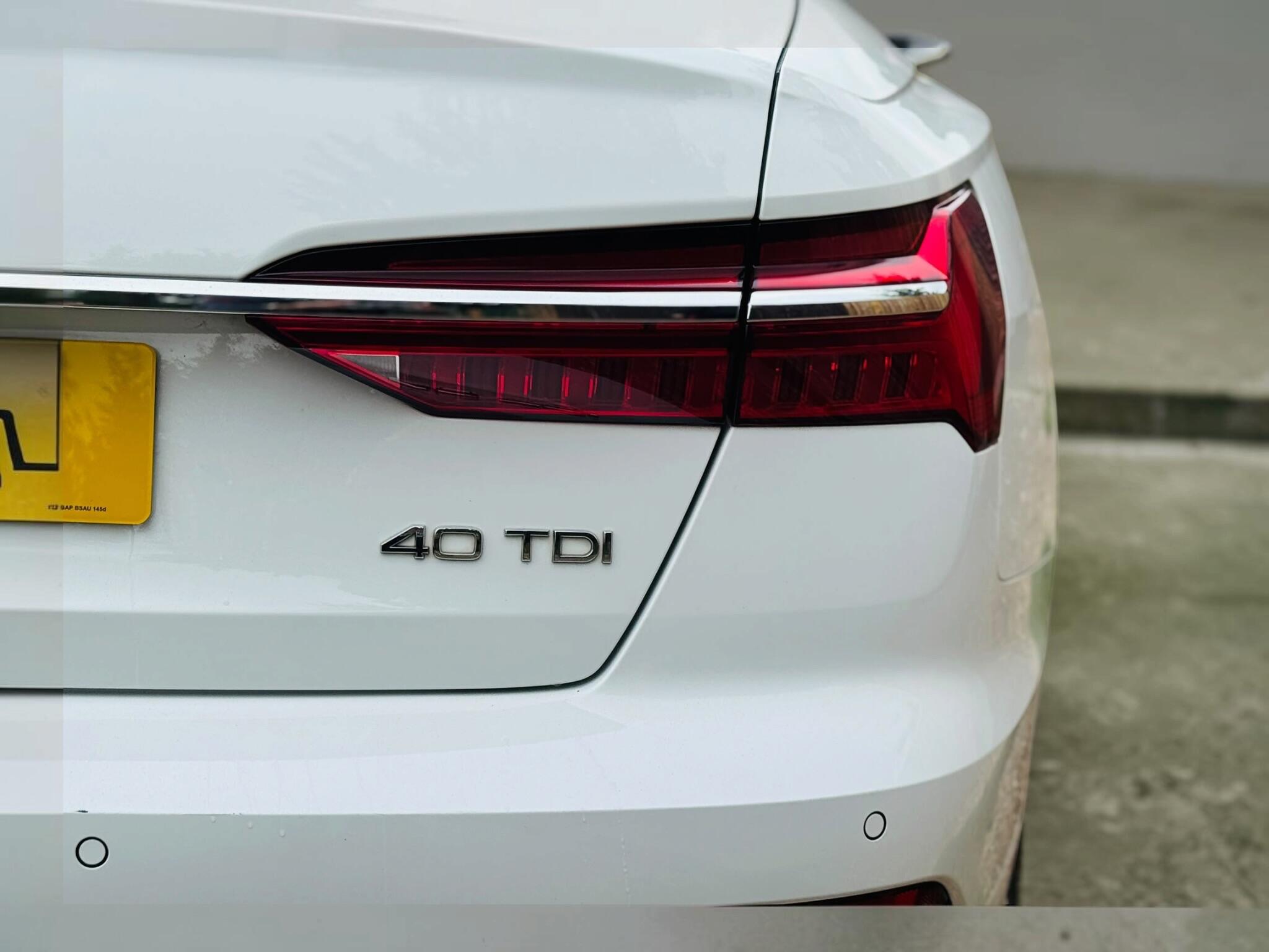Audi A6 view 16