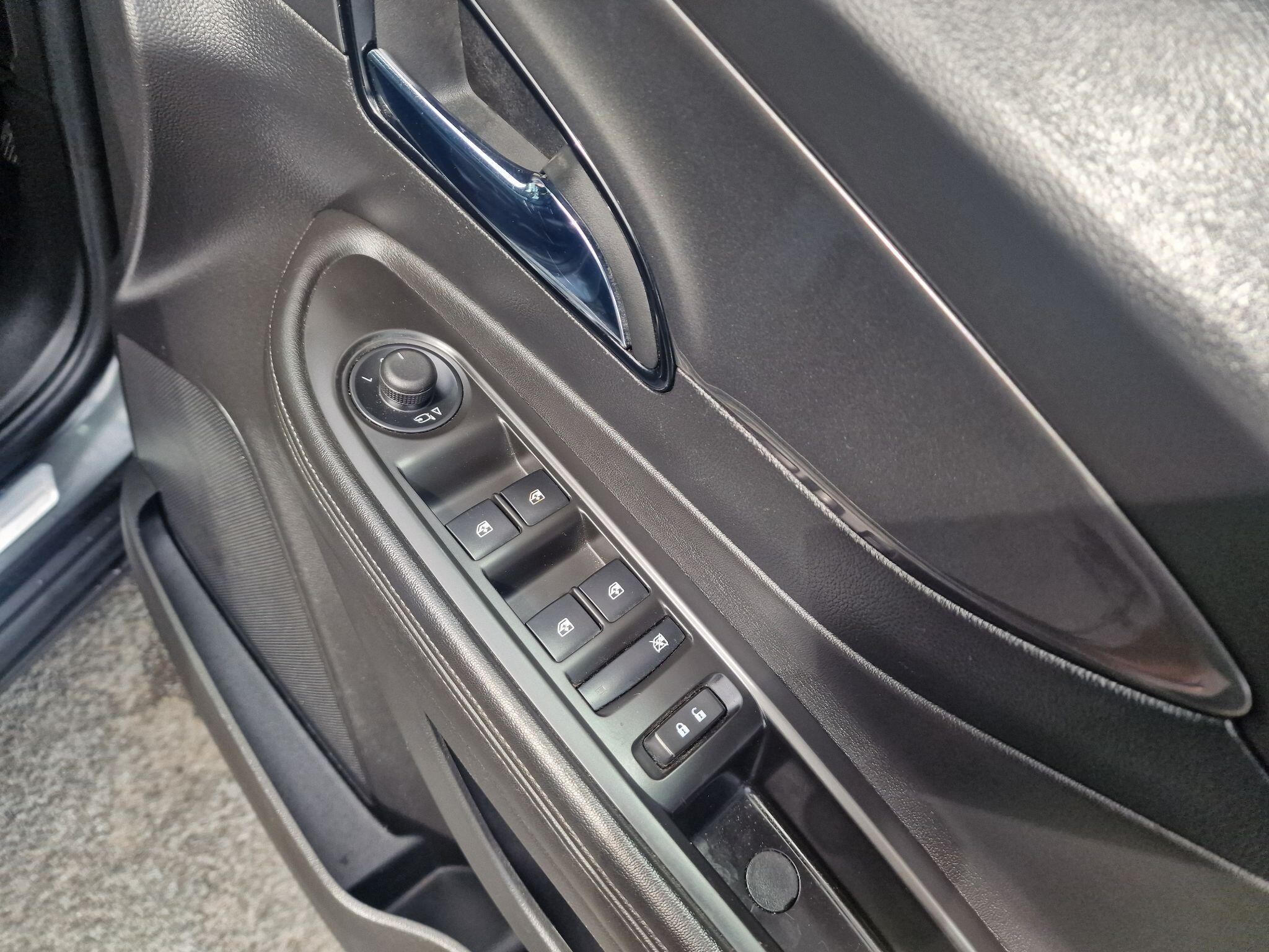 Vauxhall Mokka X view 45