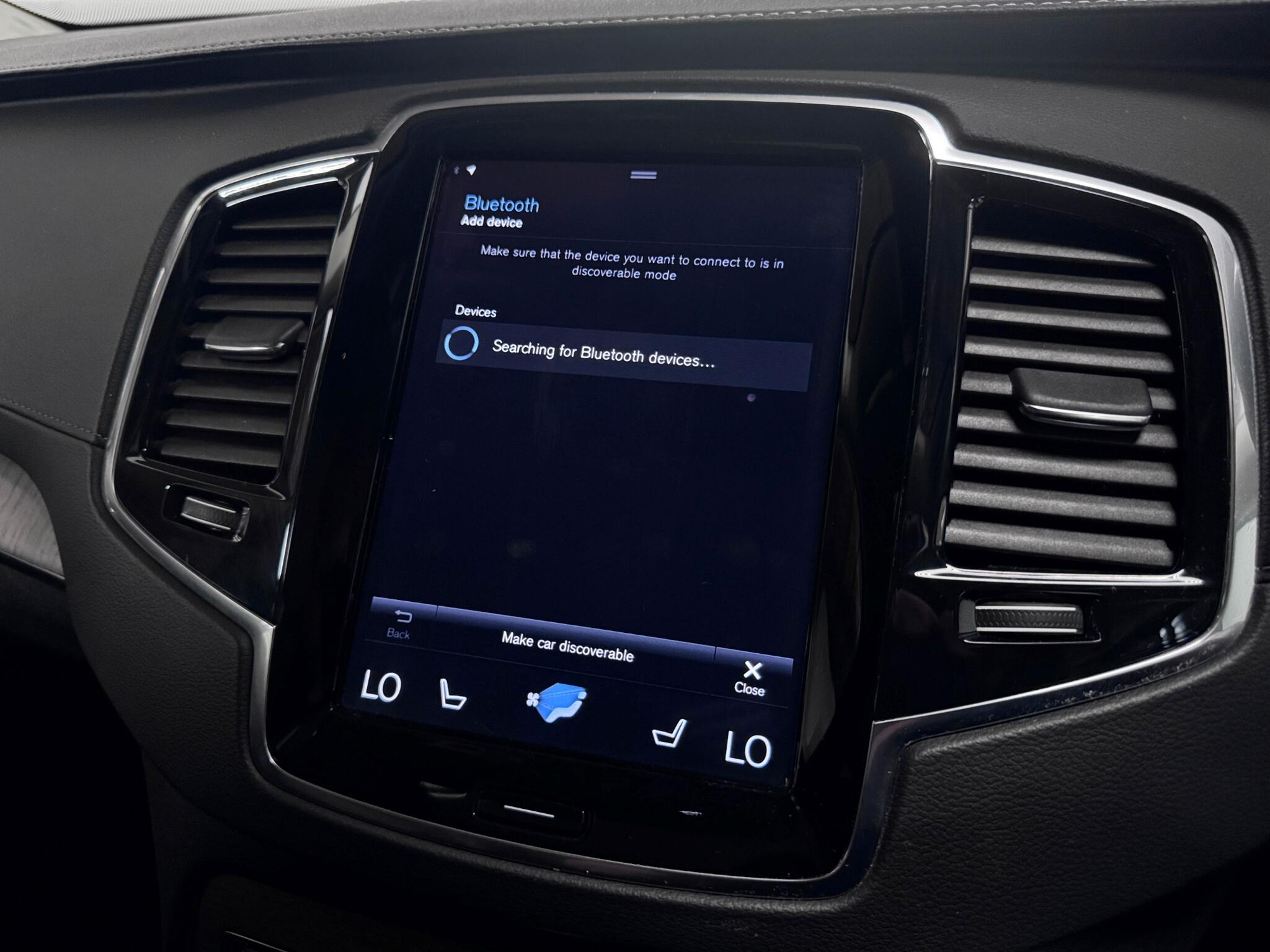 Volvo XC90 view 46