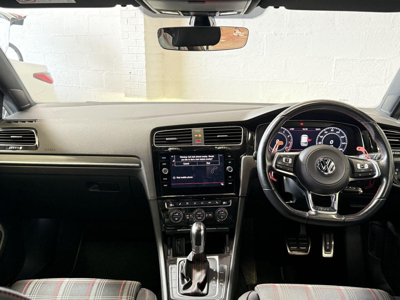 Volkswagen Golf view 31