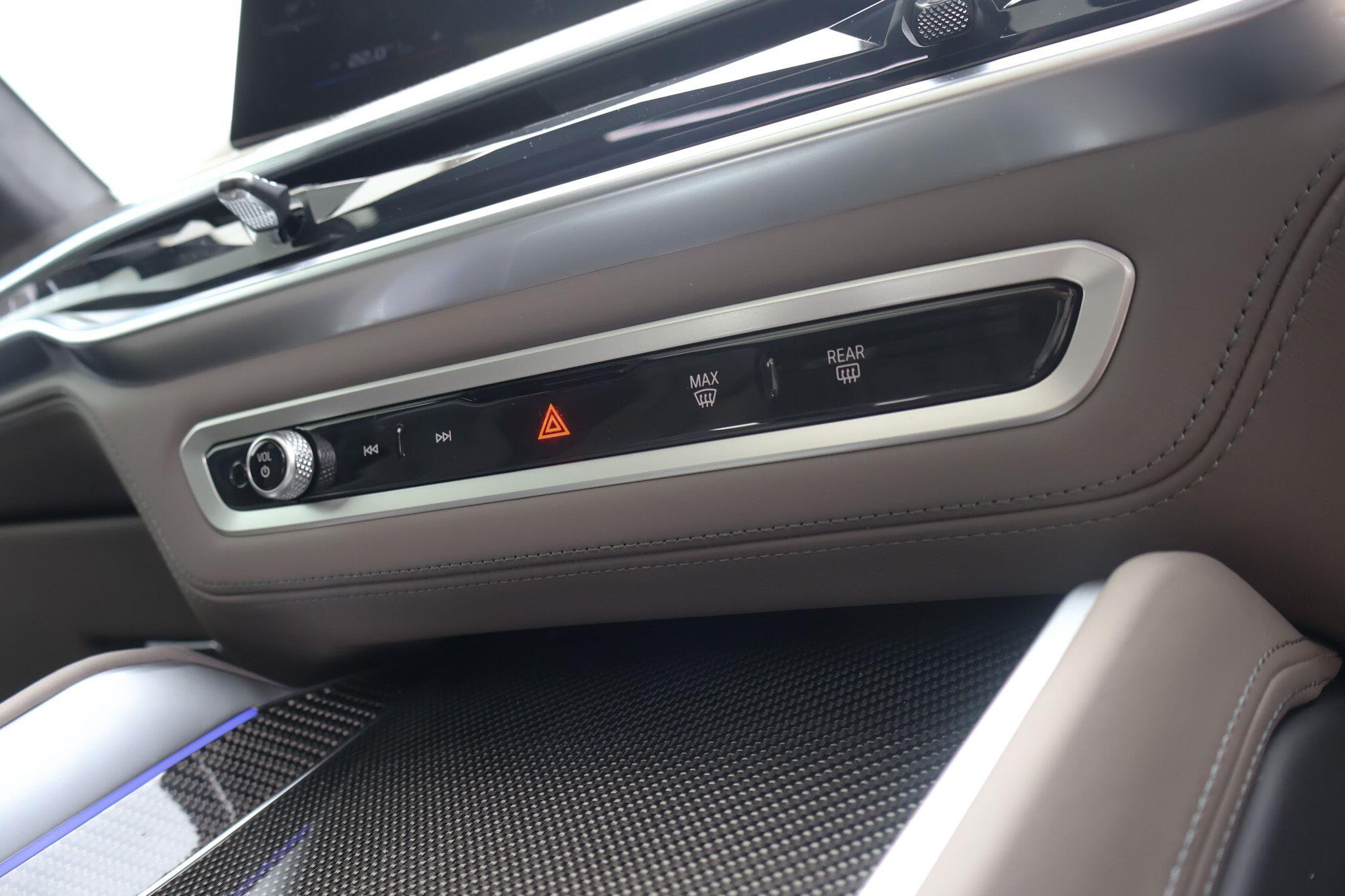 BMW X5 M view 20