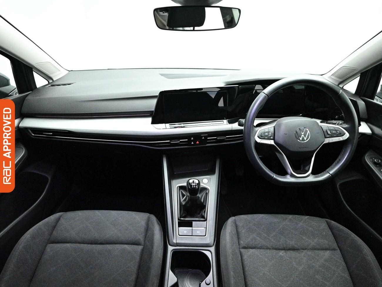 Volkswagen Golf view 2