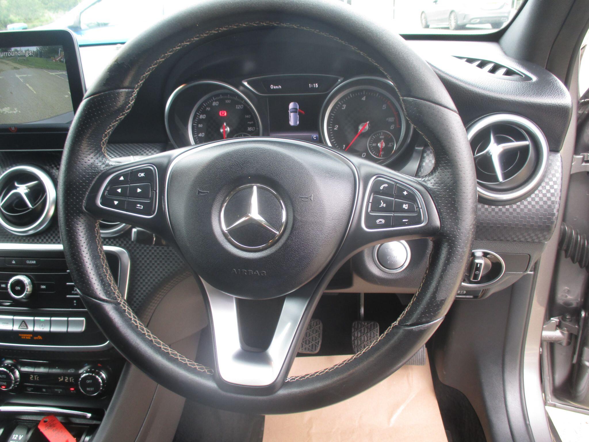 Mercedes-Benz A-Class view 37