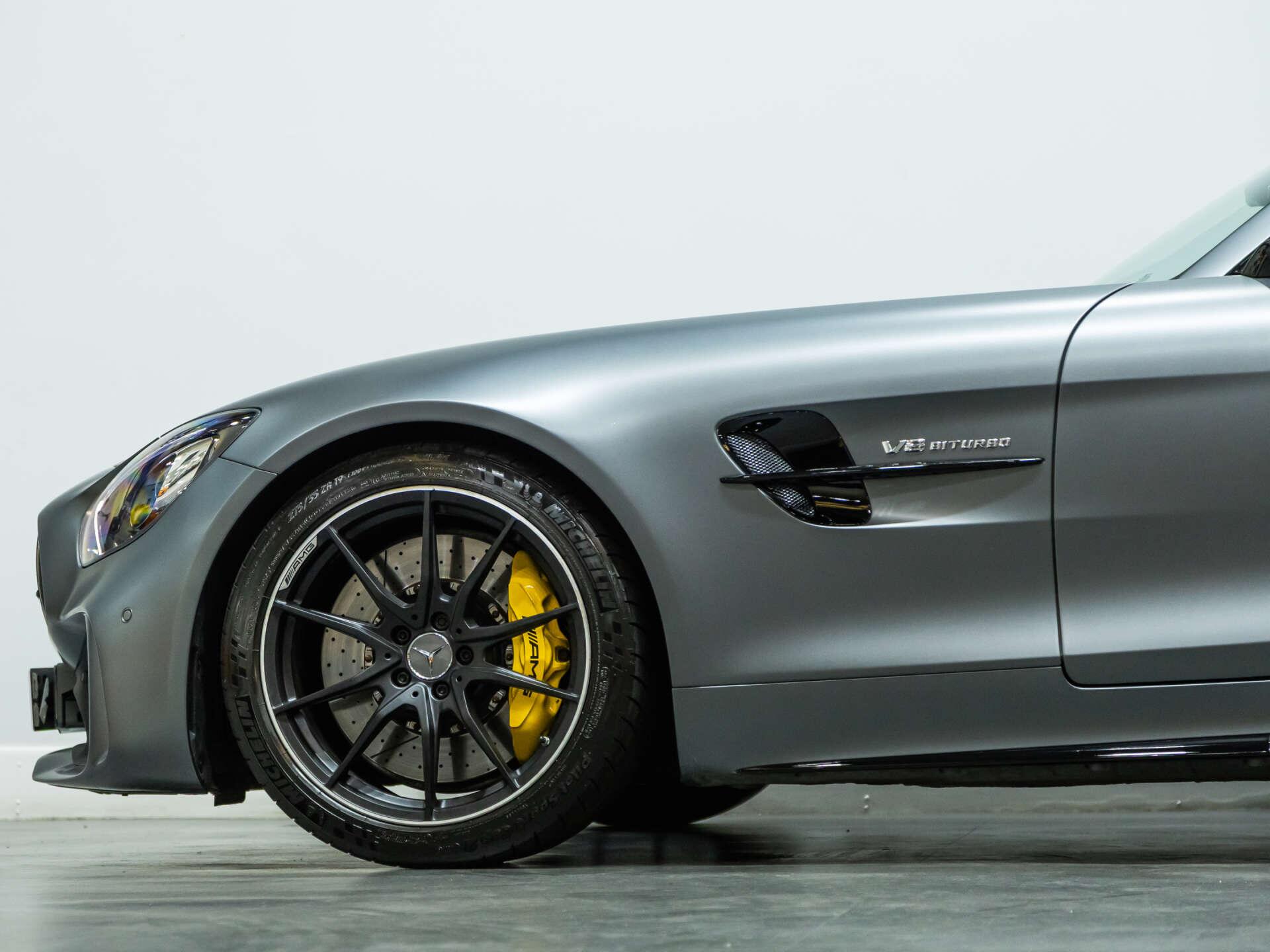 Mercedes-Benz Amg GT view 19