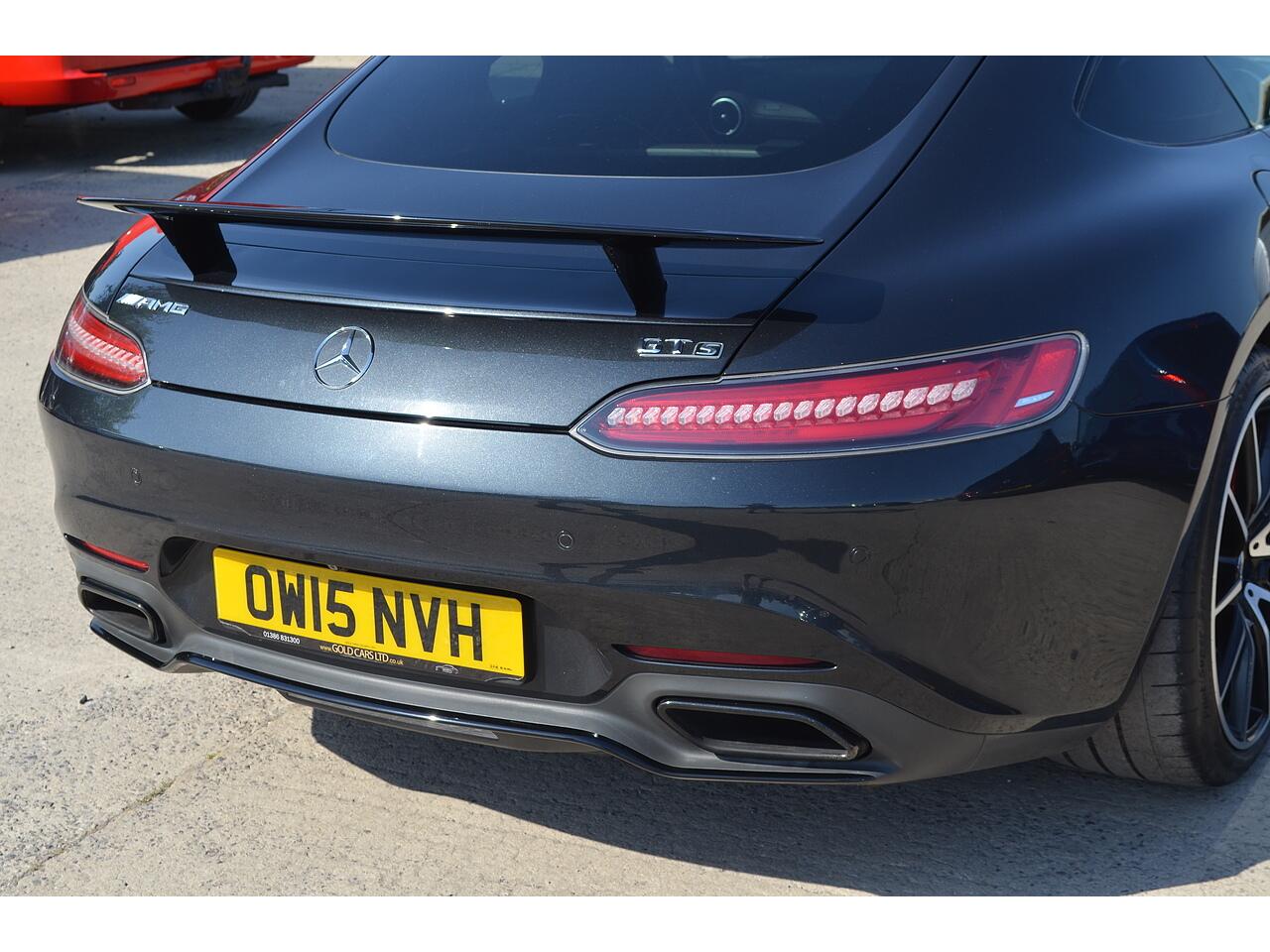 Mercedes-Benz Amg GT view 55