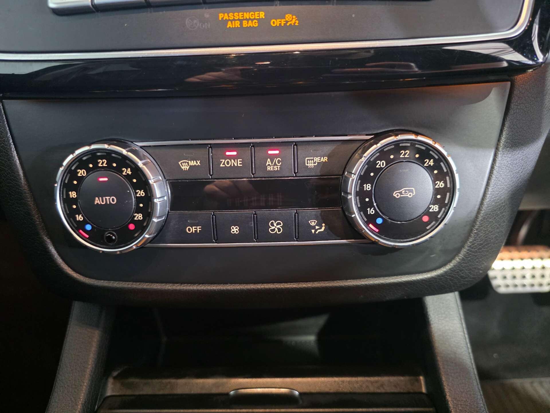 Mercedes-Benz Gle view 24