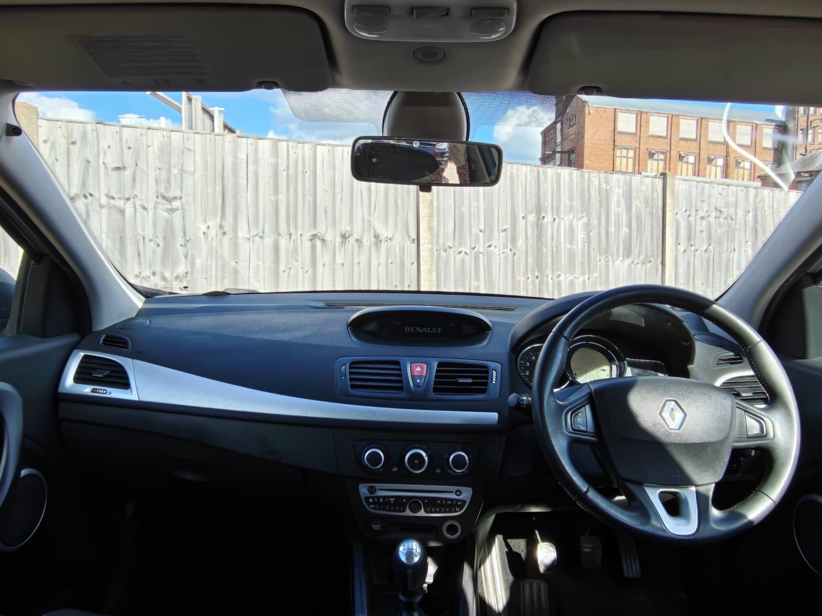 Renault Megane view 15