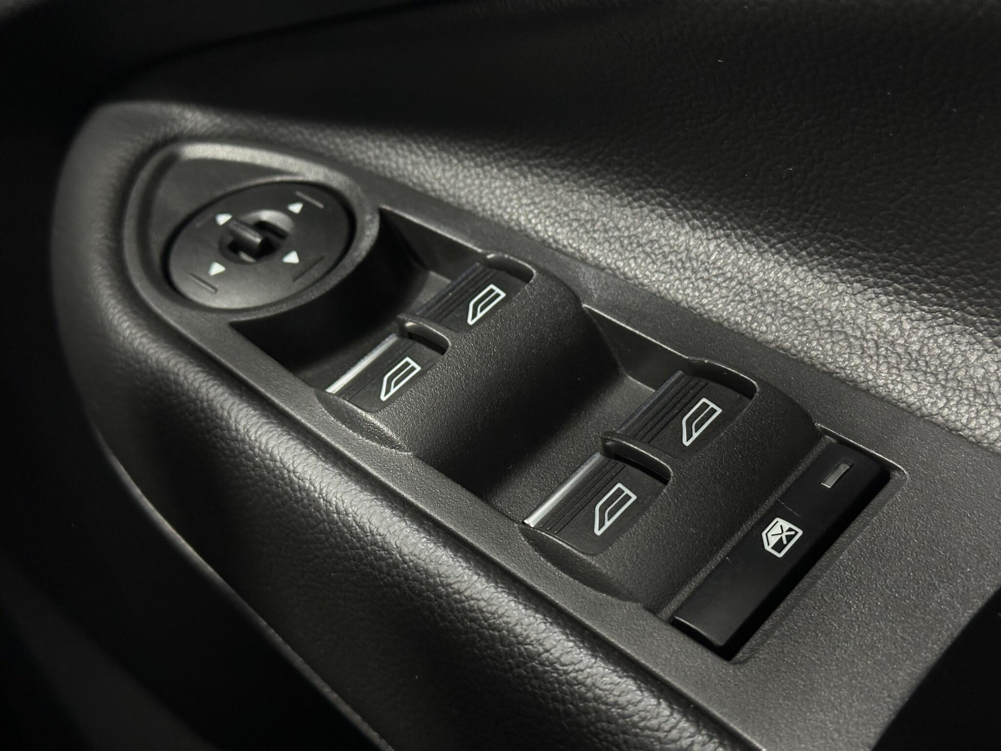 Ford Kuga view 19
