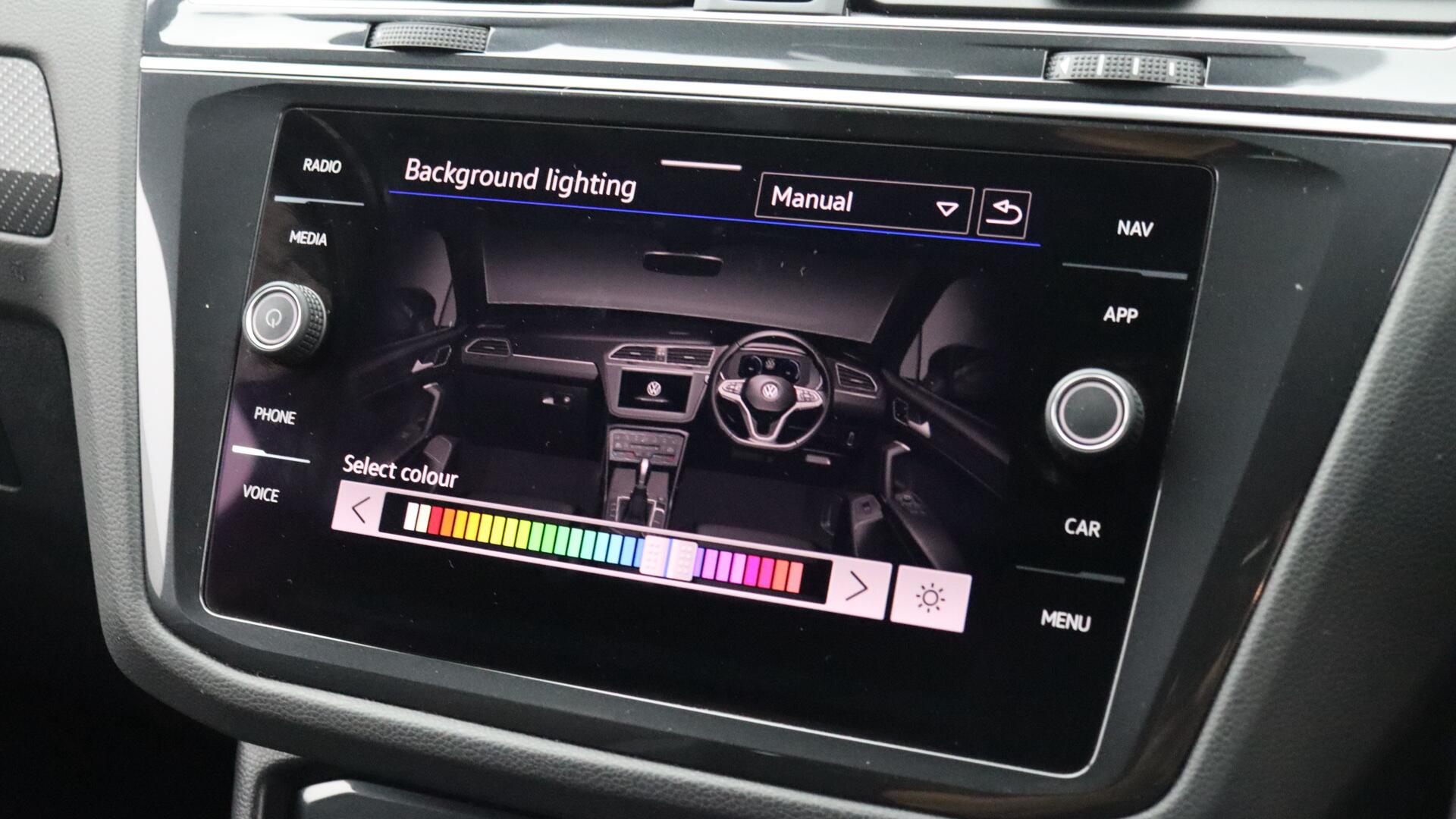 Volkswagen Tiguan view 35