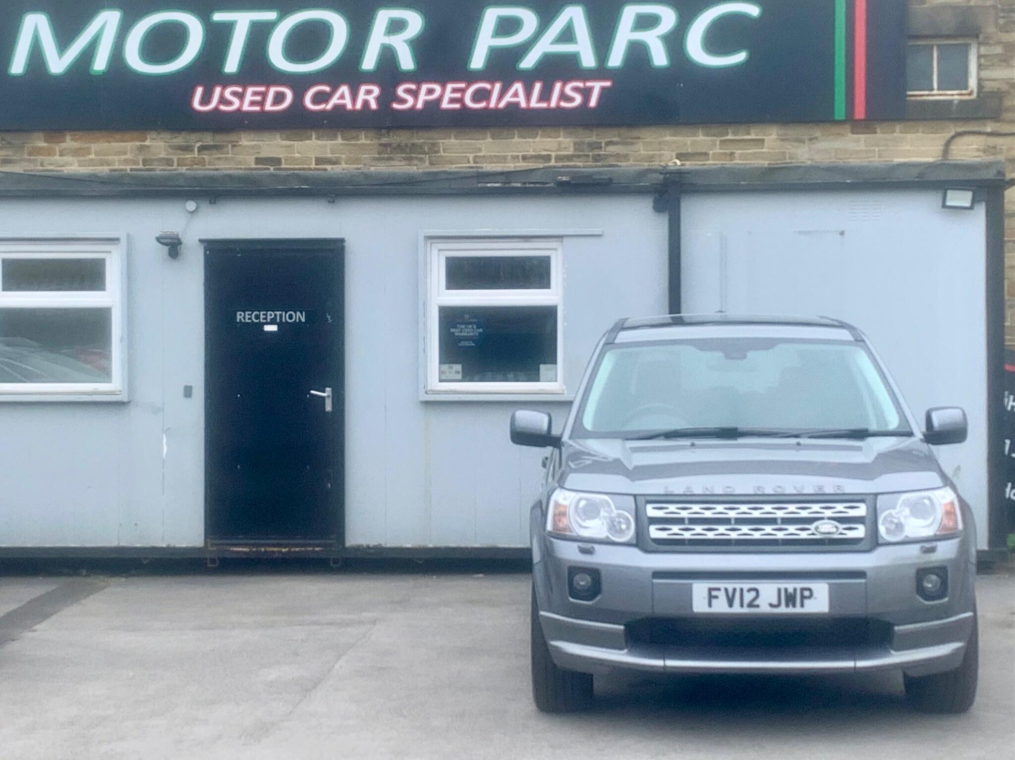 Land Rover Freelander 2 view 2