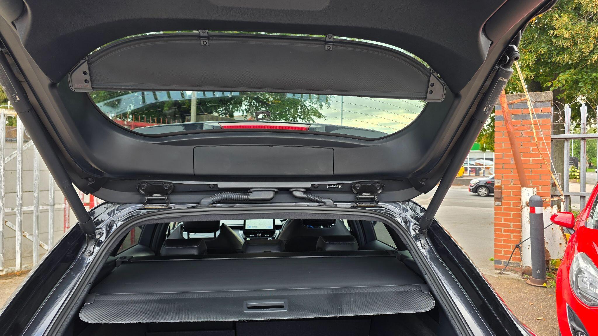 Toyota Corolla view 43