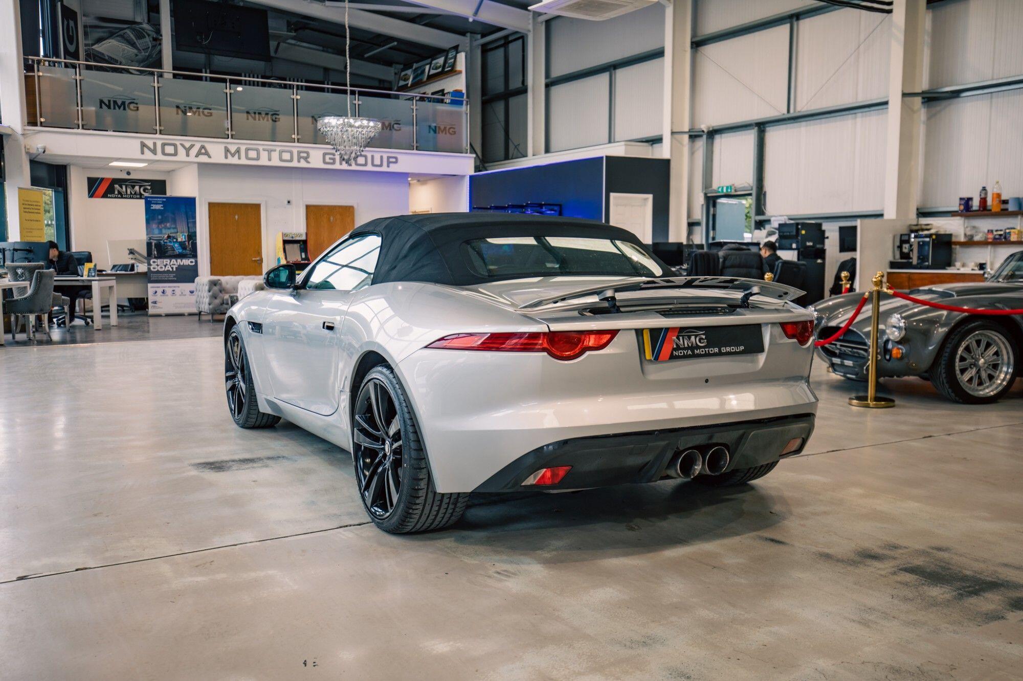Jaguar F-Type view 30