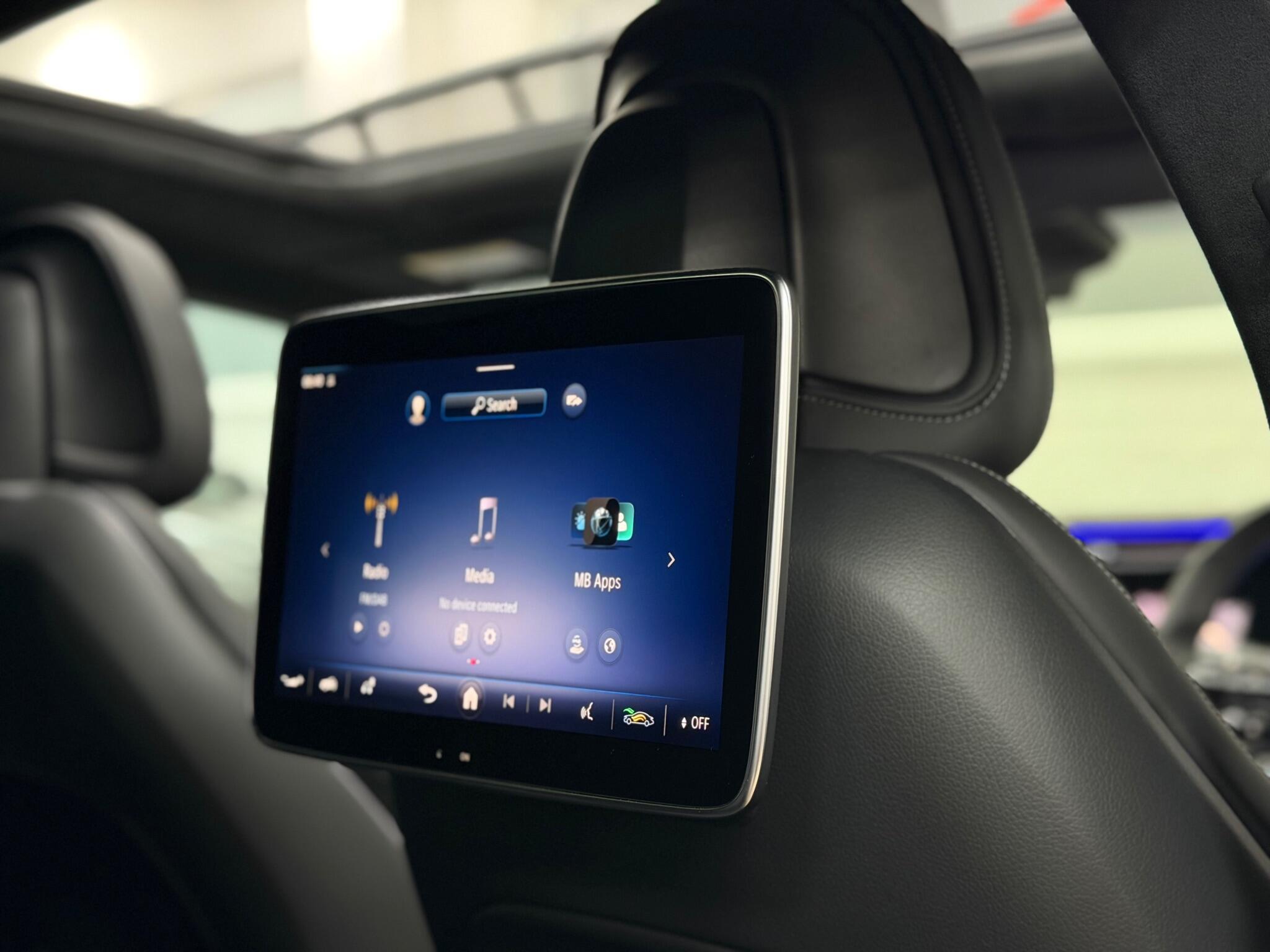 Mercedes-Benz Eqs view 22