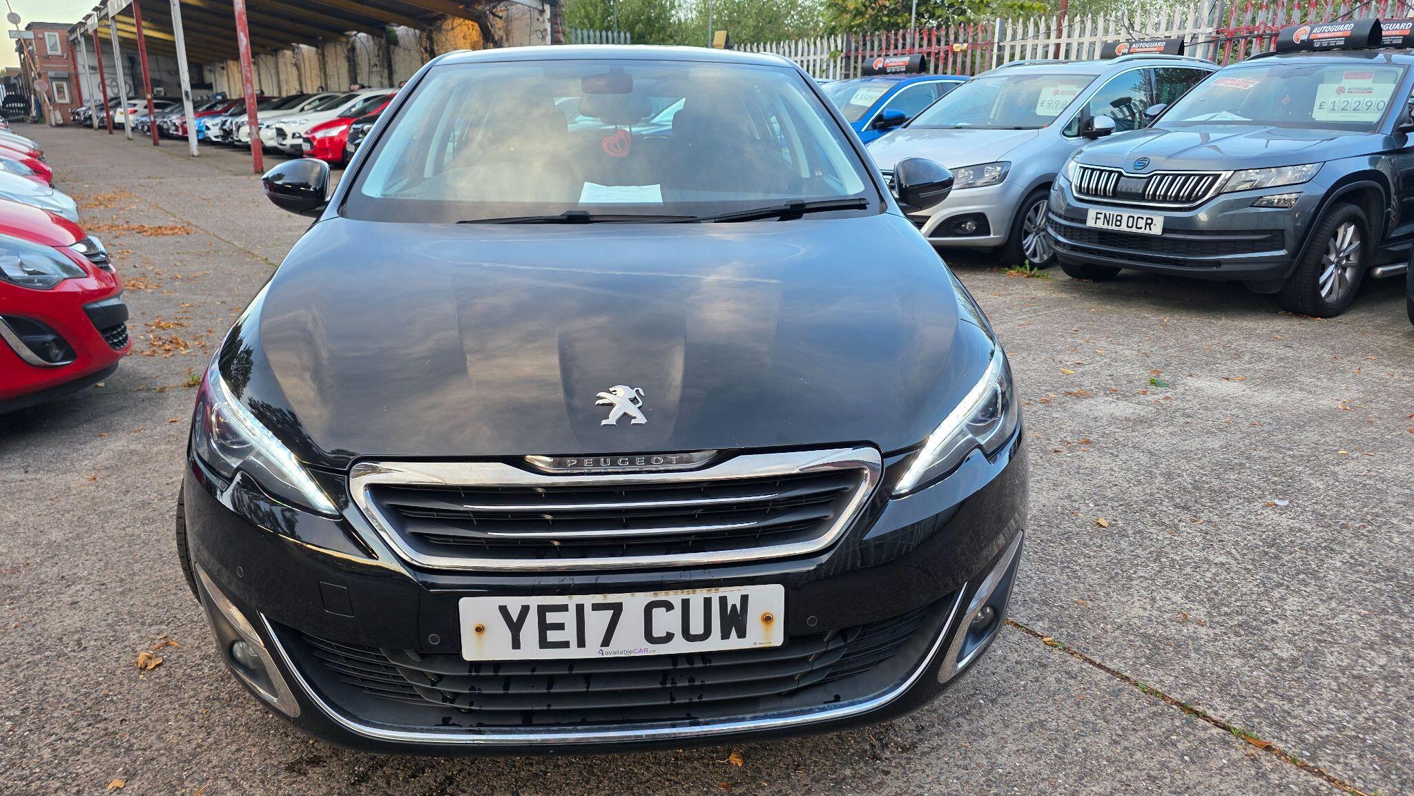 Peugeot 308 view 5