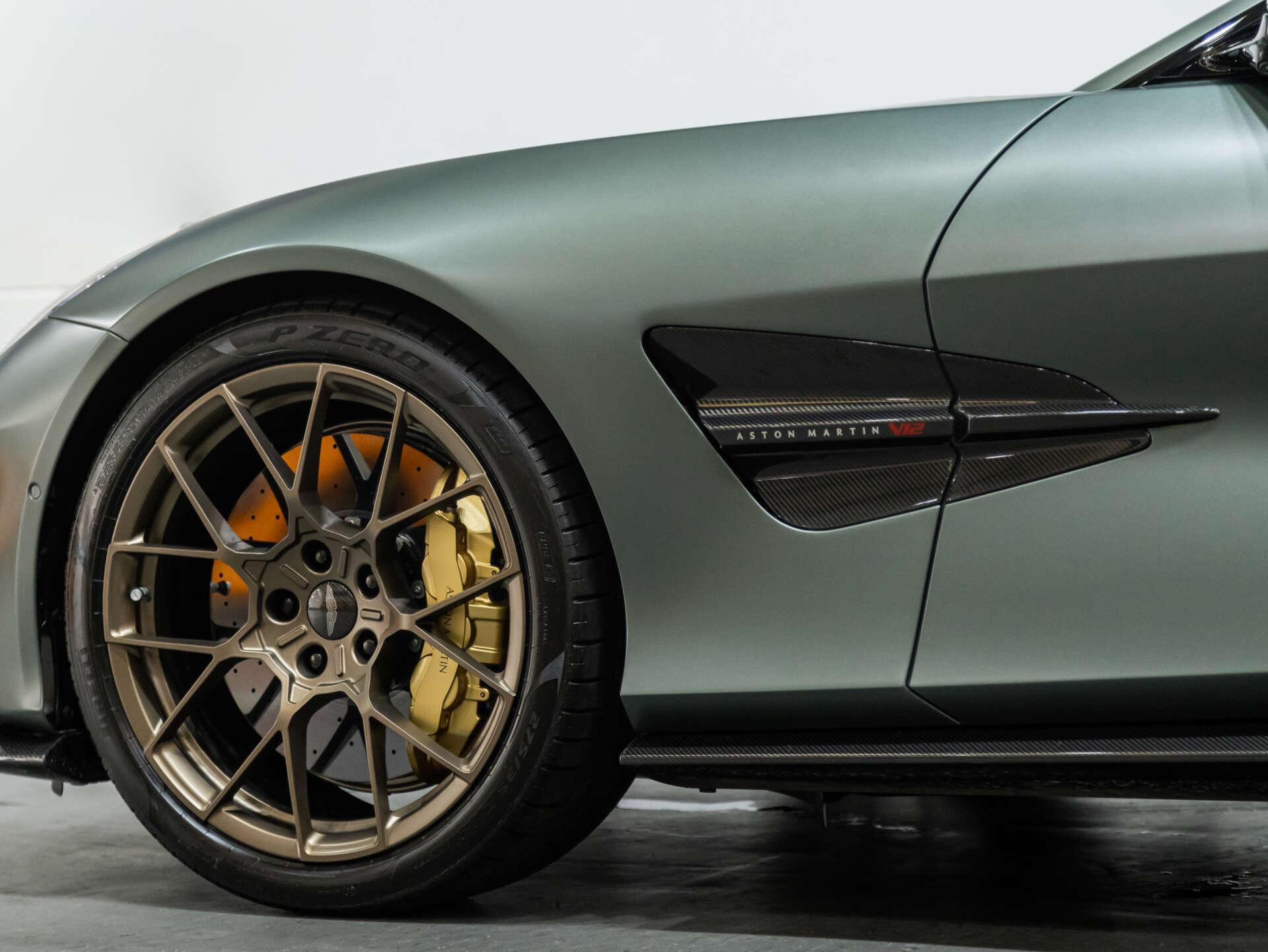 Aston Martin Vanquish view 79