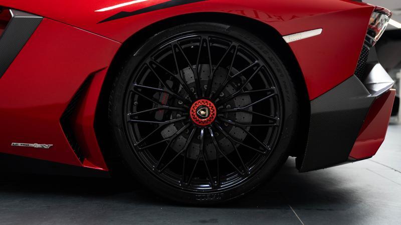Lamborghini Aventador view 21