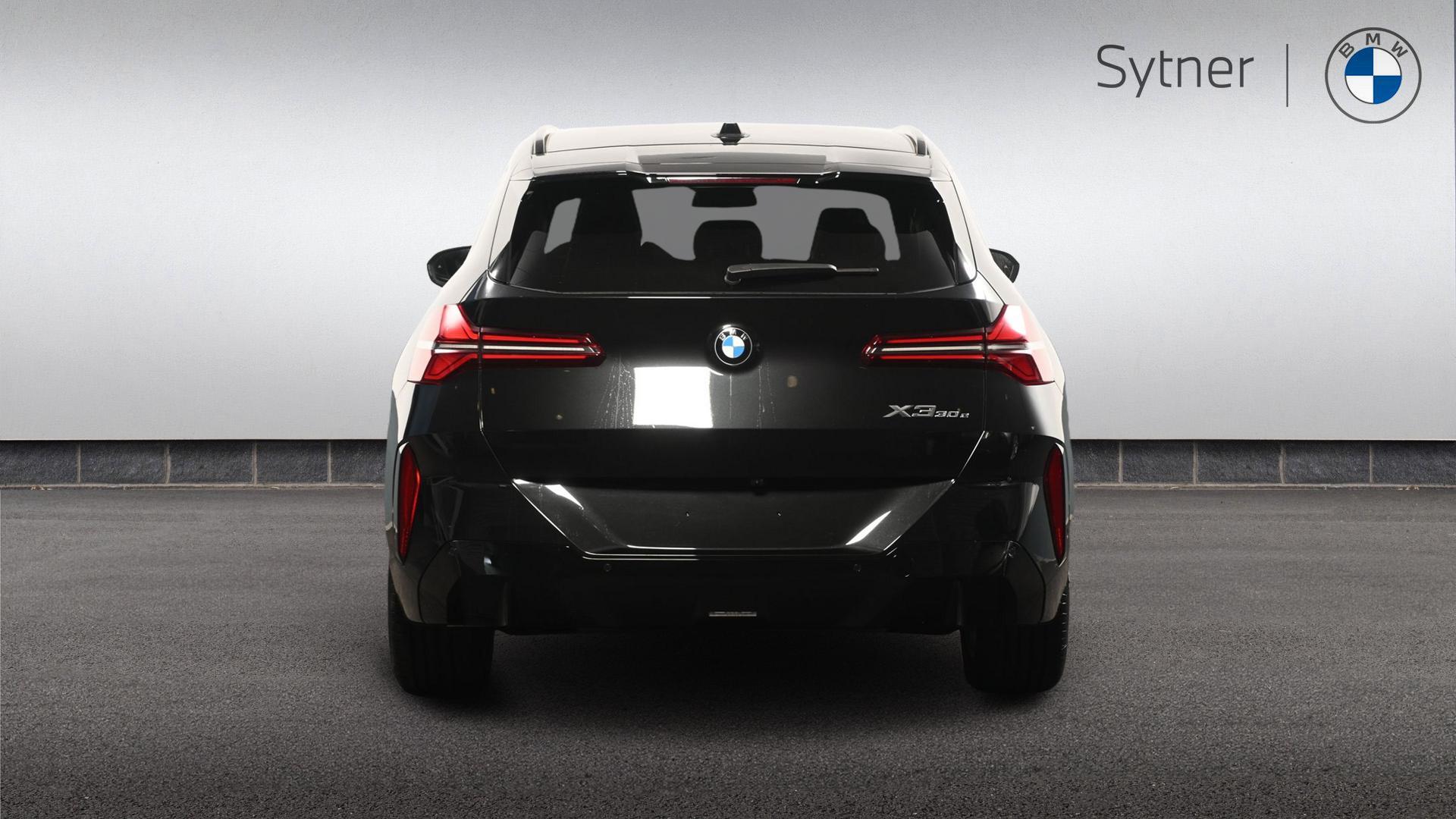 BMW X3 view 15