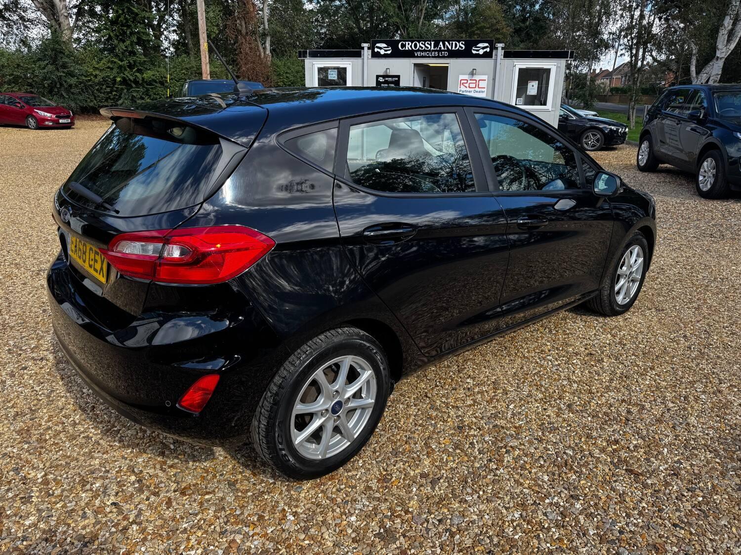 Ford Fiesta view 12
