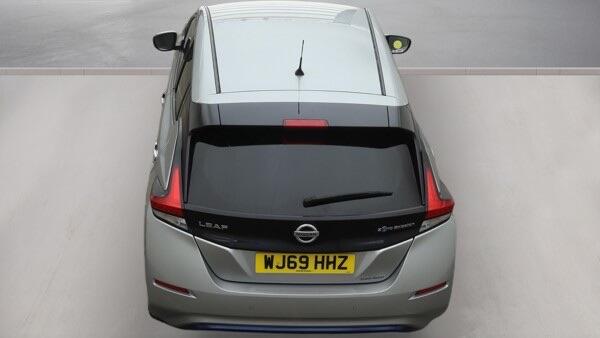 Nissan Leaf view 12