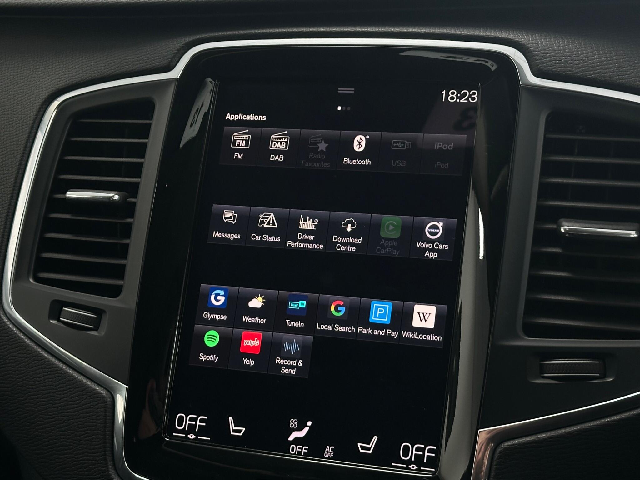 Volvo XC90 view 30