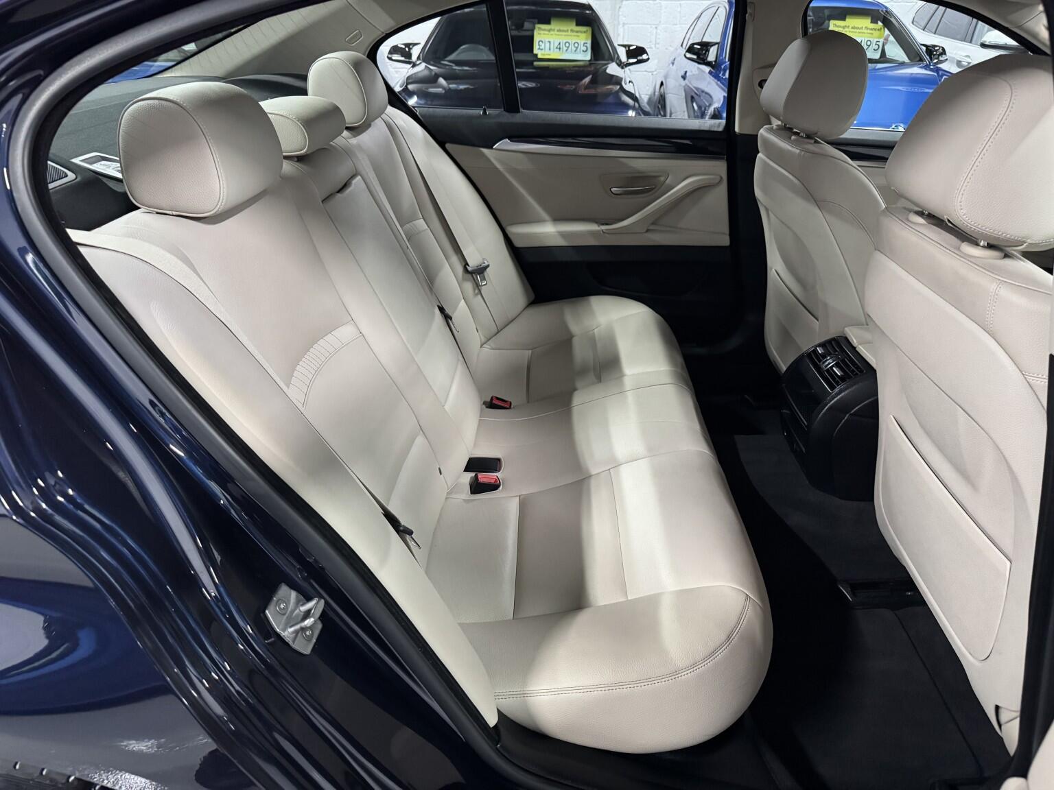 BMW 5 Series view 14