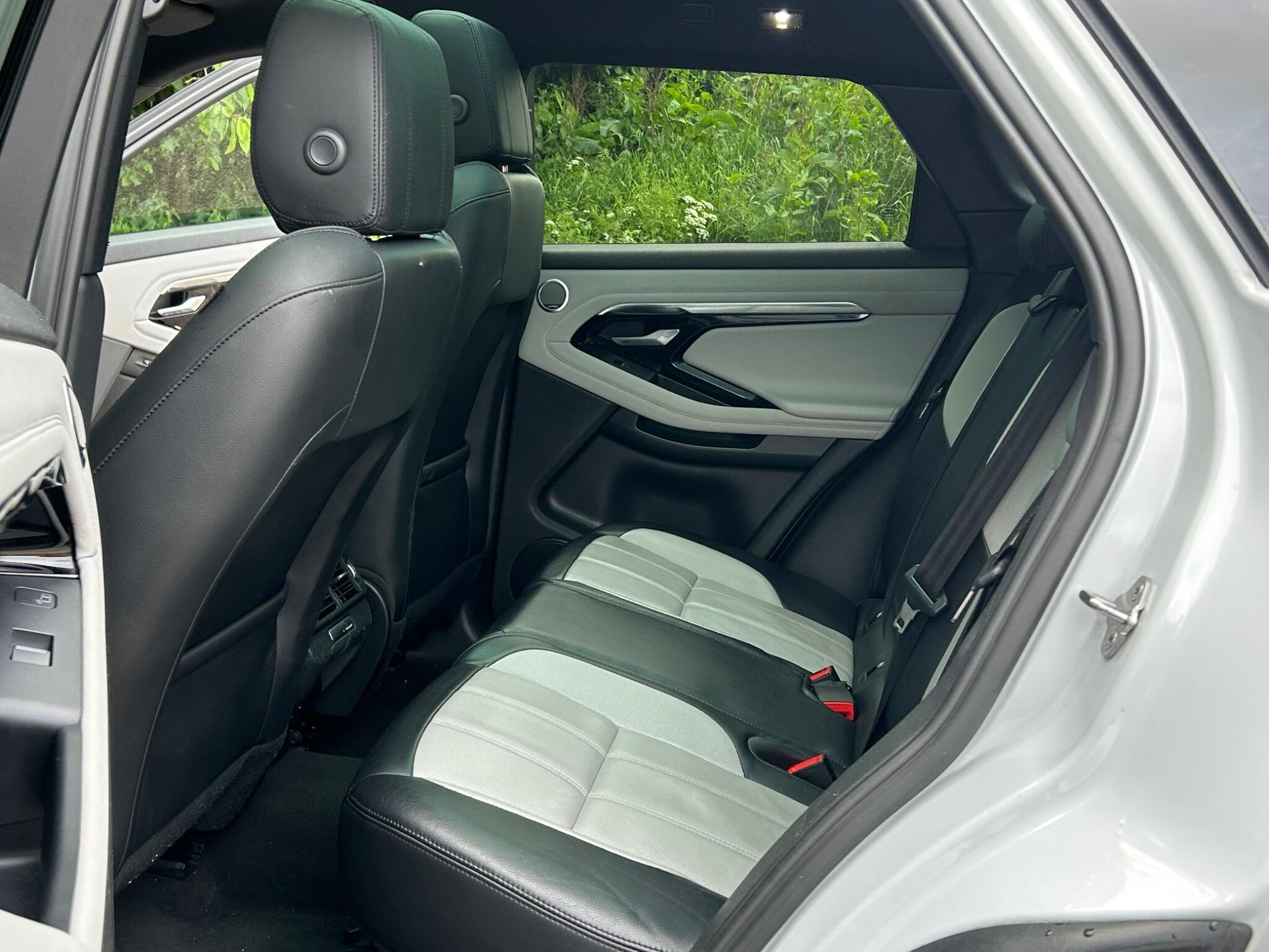 Land Rover Range Rover Evoque view 35