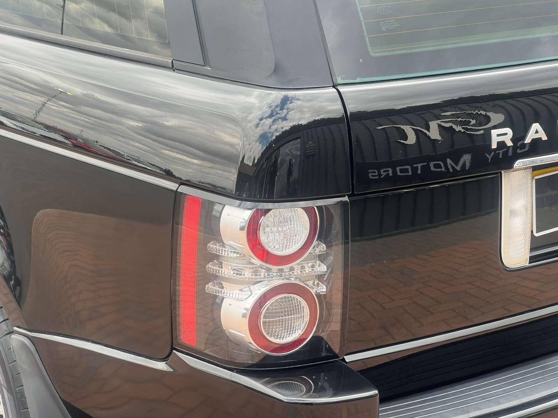 Land Rover Range Rover view 9