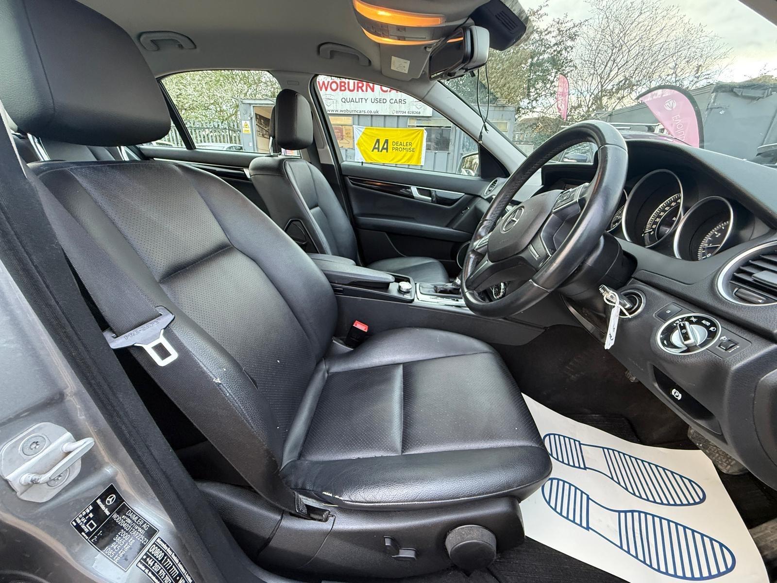 Mercedes-Benz C Class view 36