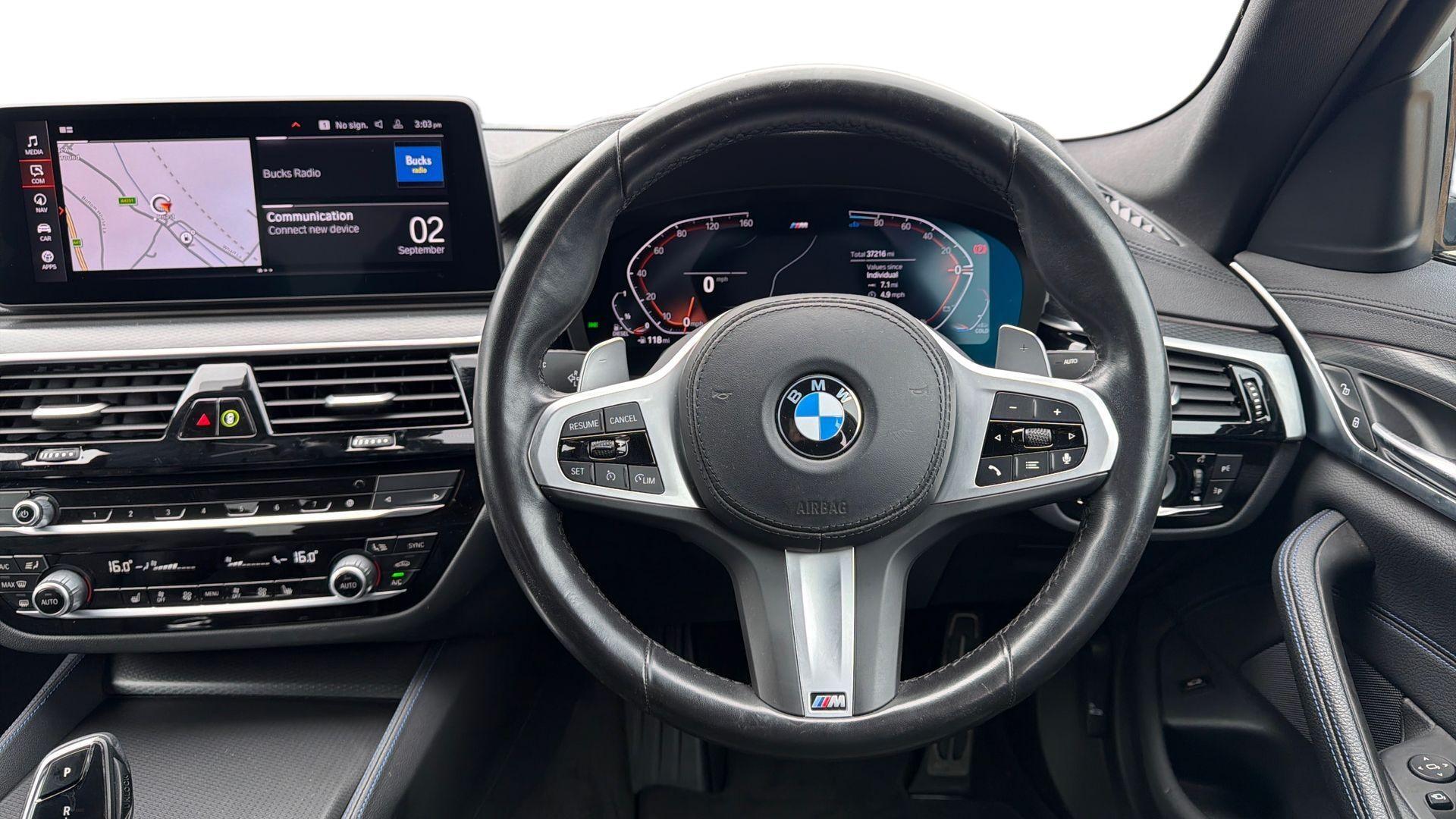 BMW 5 Series view 5
