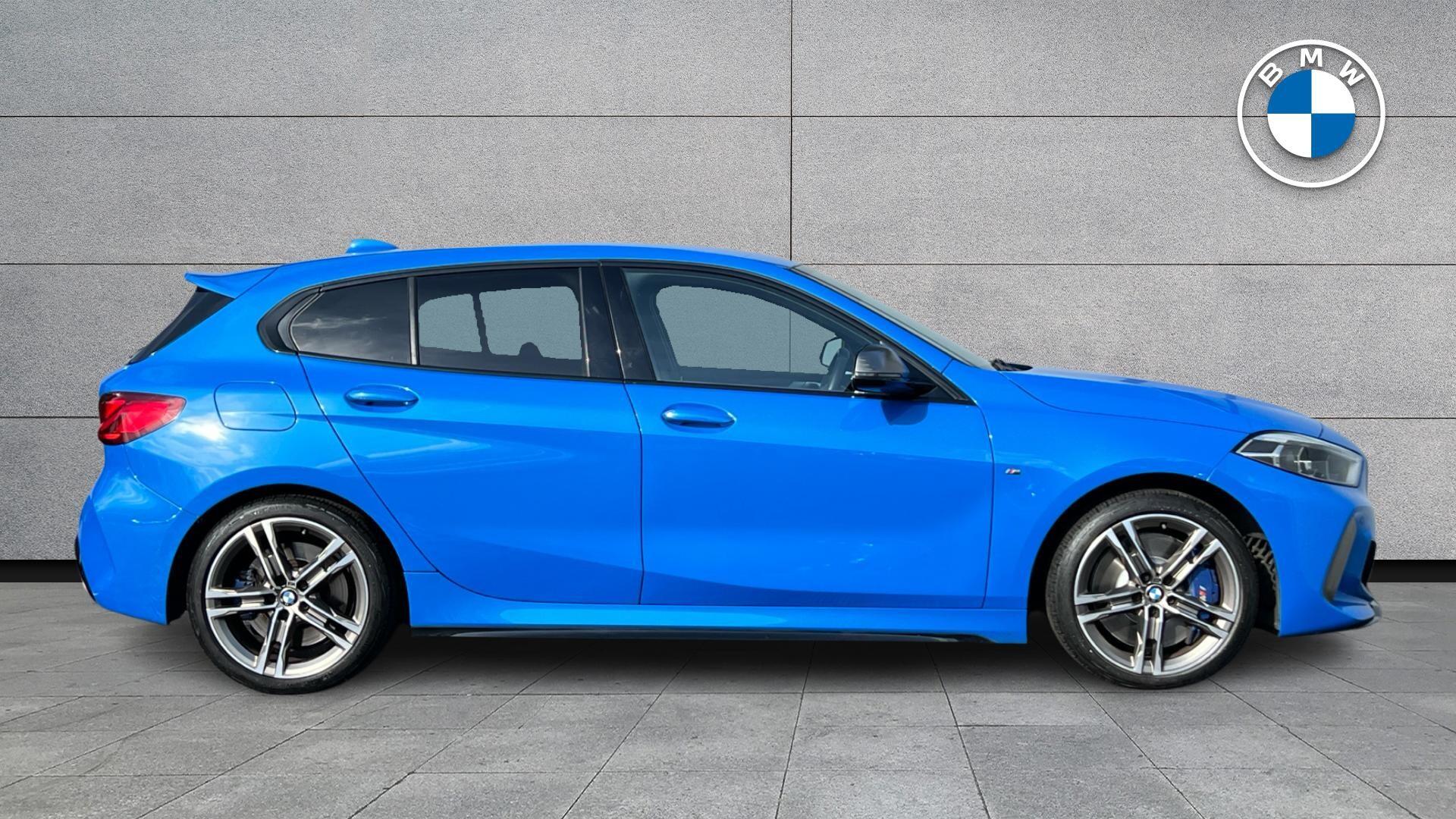 BMW 1 Series view 3