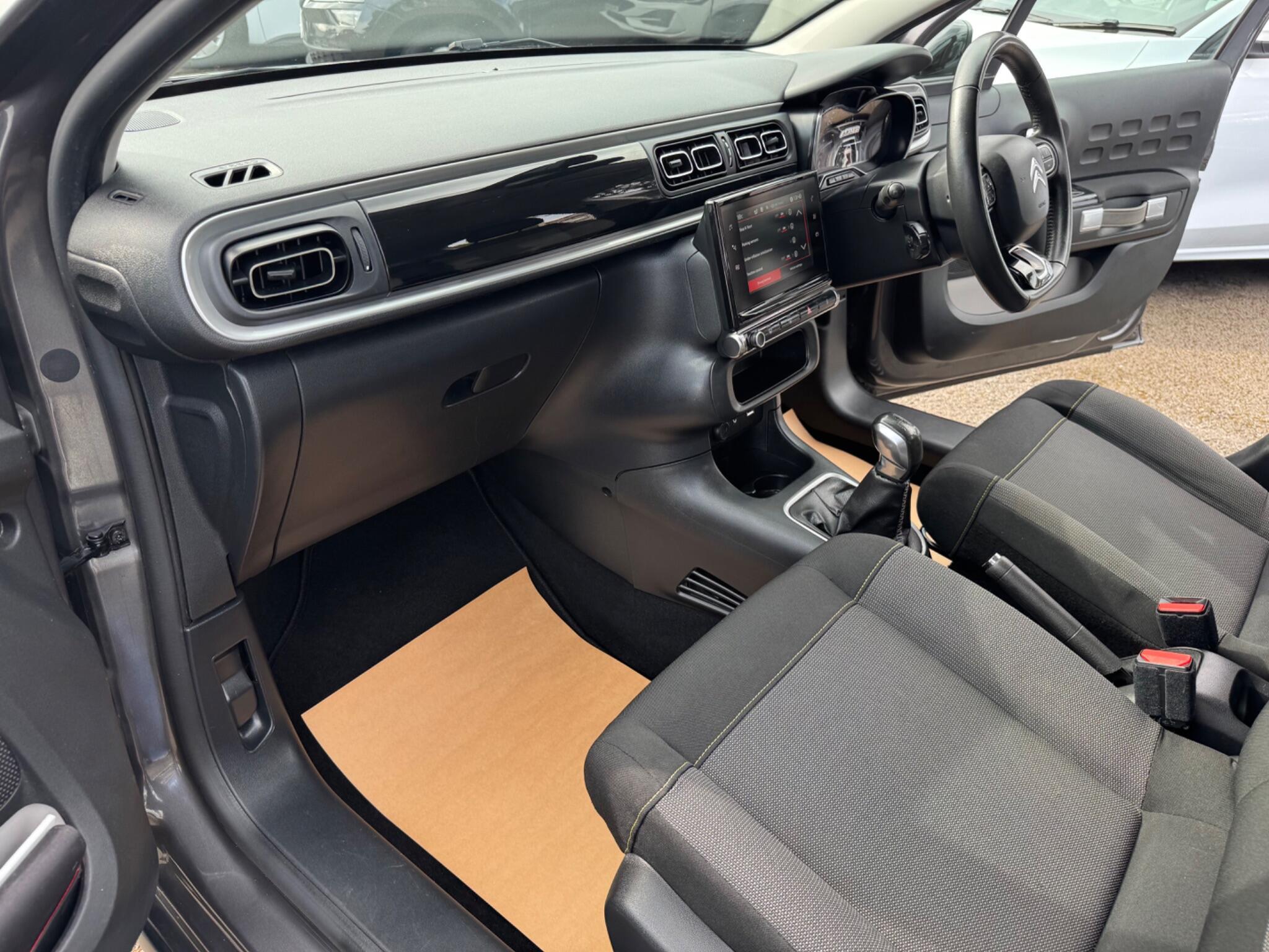Citroen C3 view 34