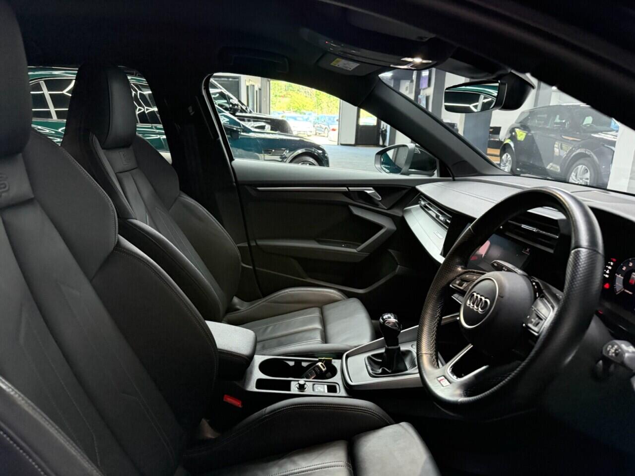 Audi A3 view 37