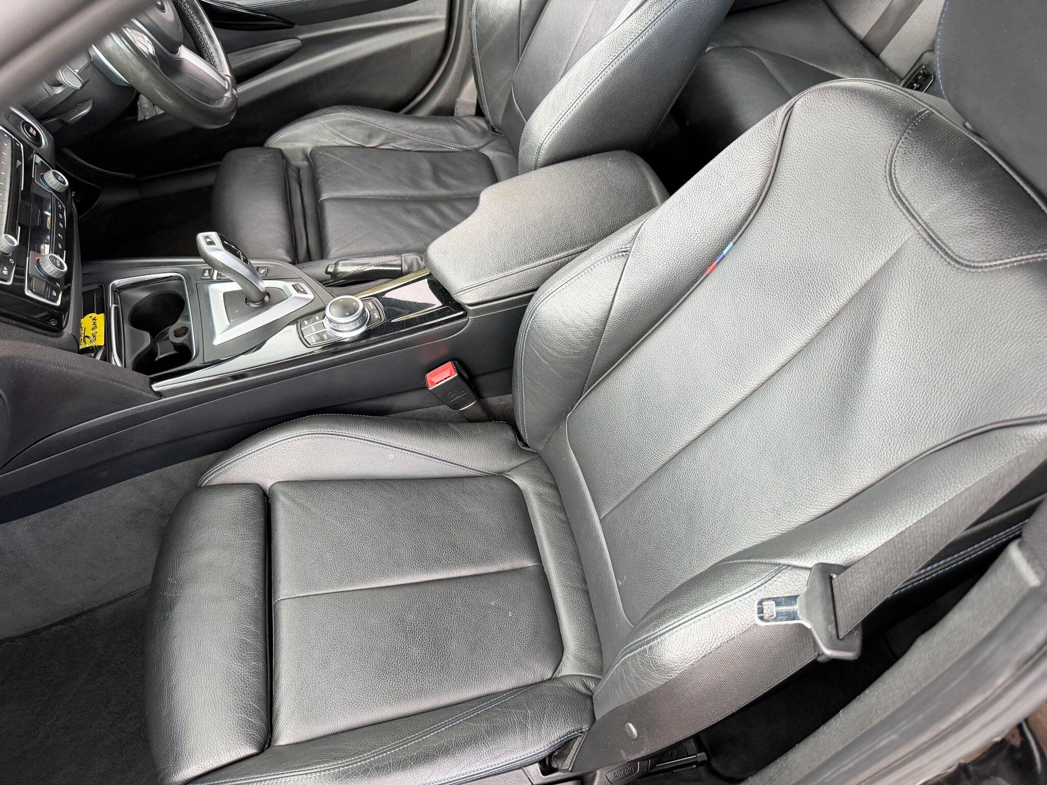 BMW 3 Series view 29