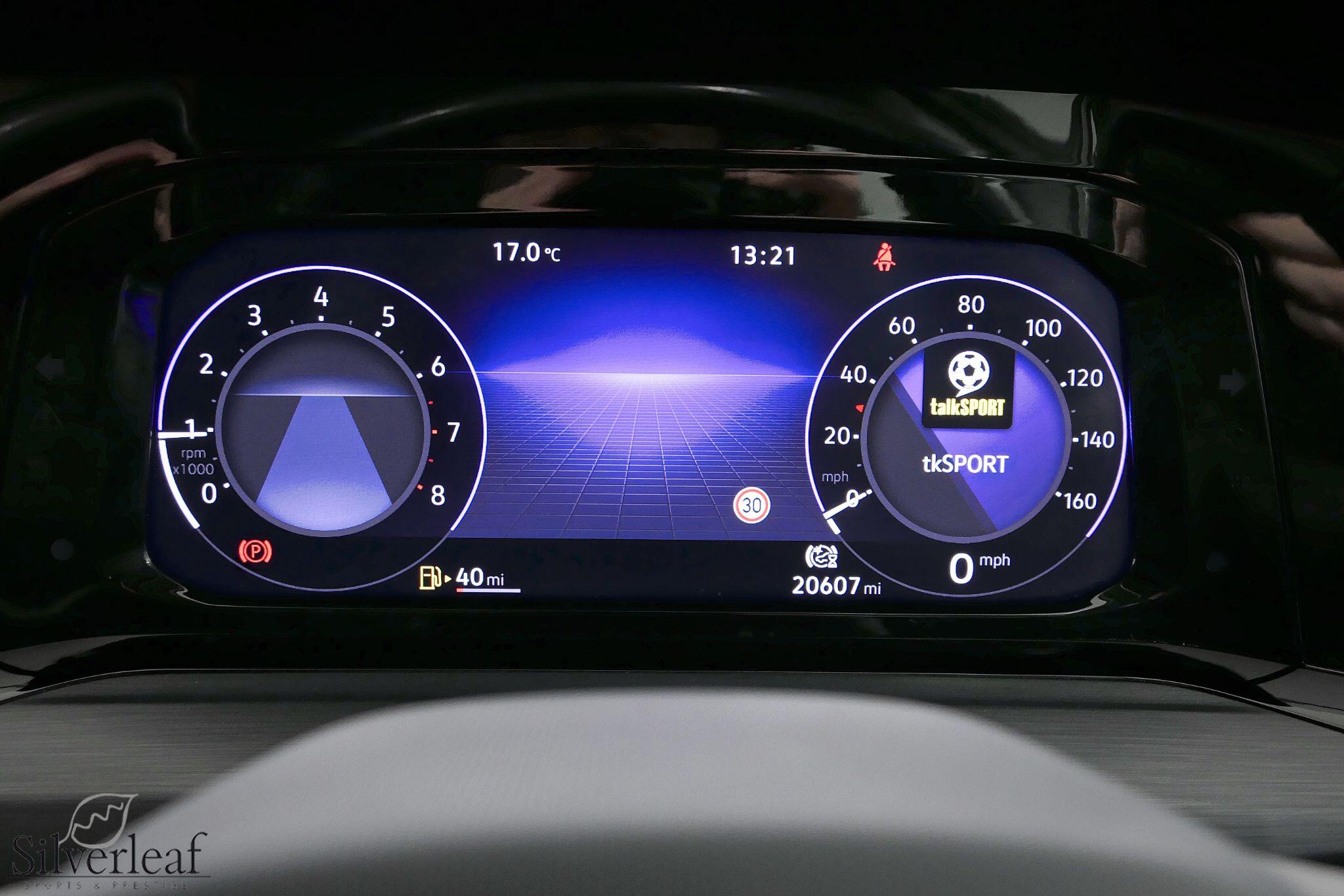 Volkswagen Golf view 20