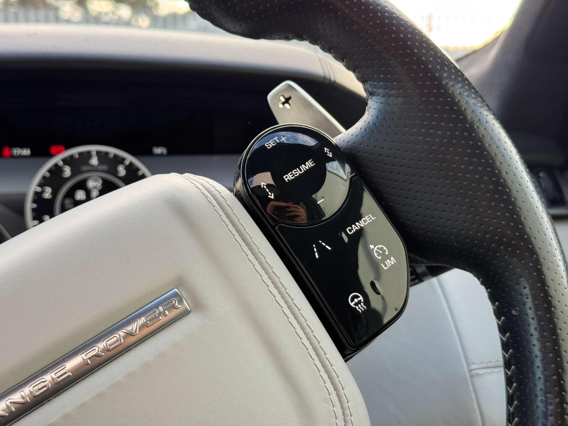Land Rover Range Rover Velar view 49