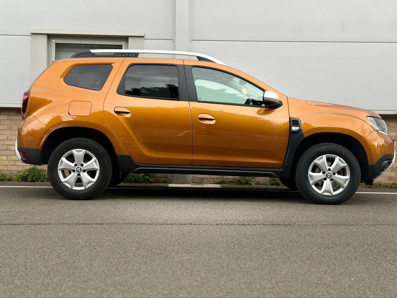 Dacia Duster view 6
