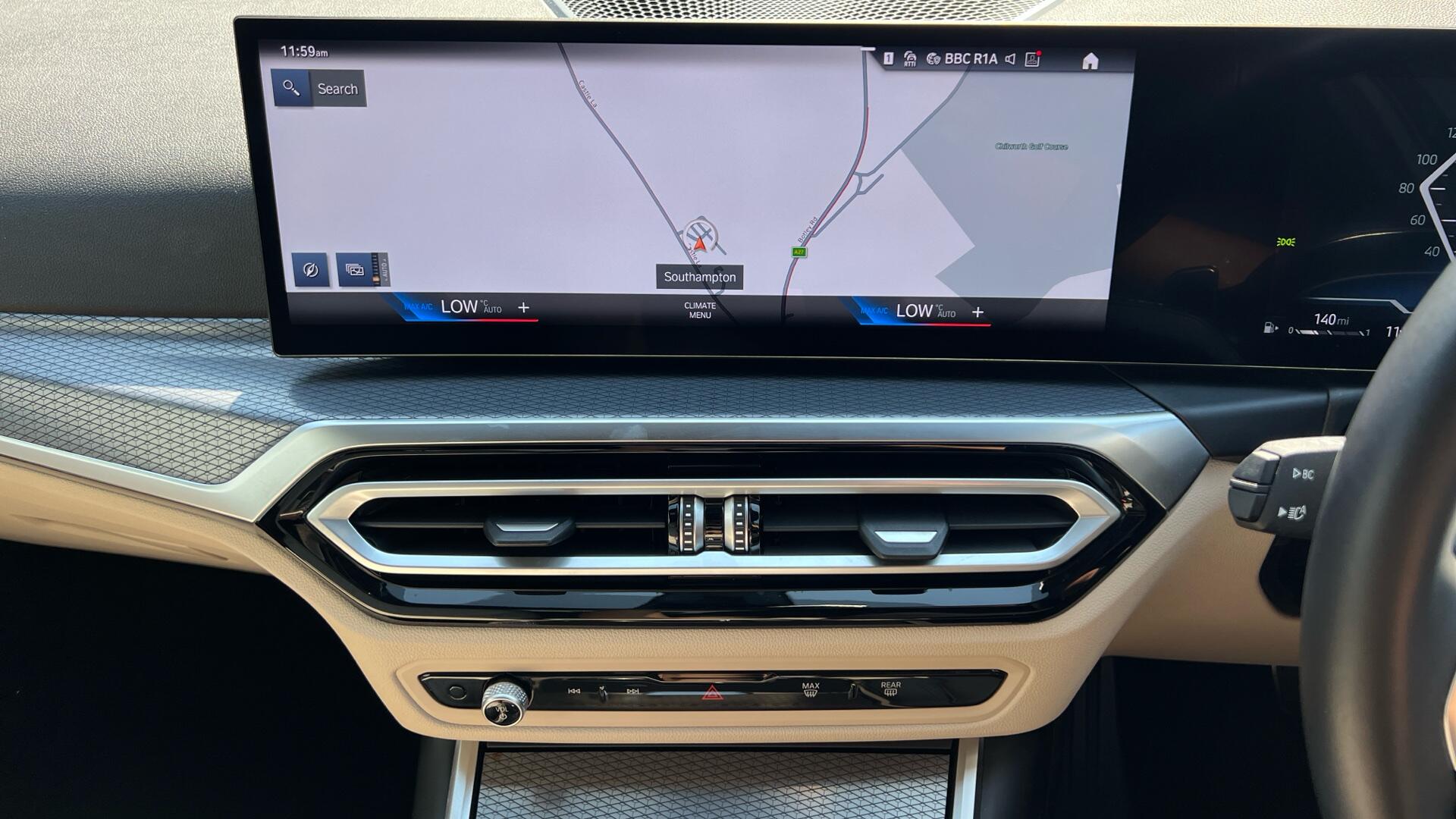 BMW 3 Series view 8