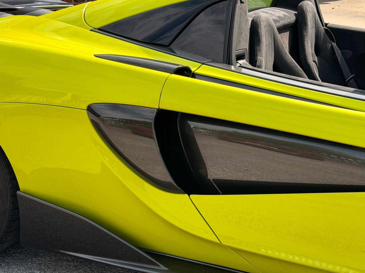 McLaren 600LT view 21