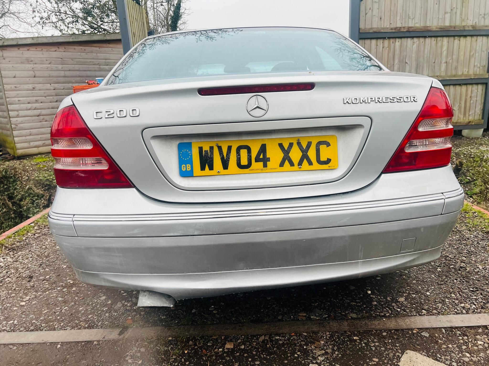 2004 Mercedes-Benz C Class image 7
