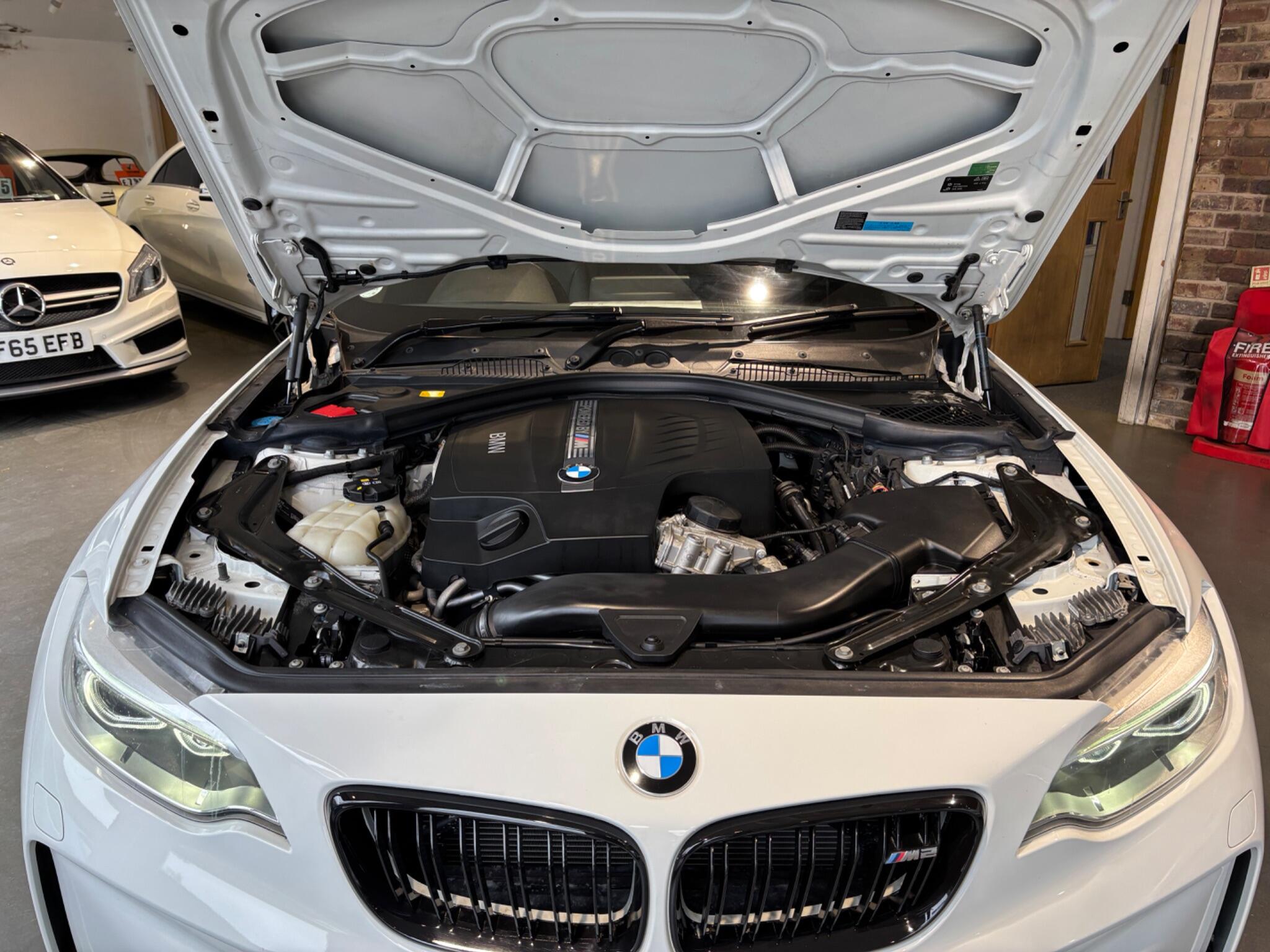 BMW M2 view 86