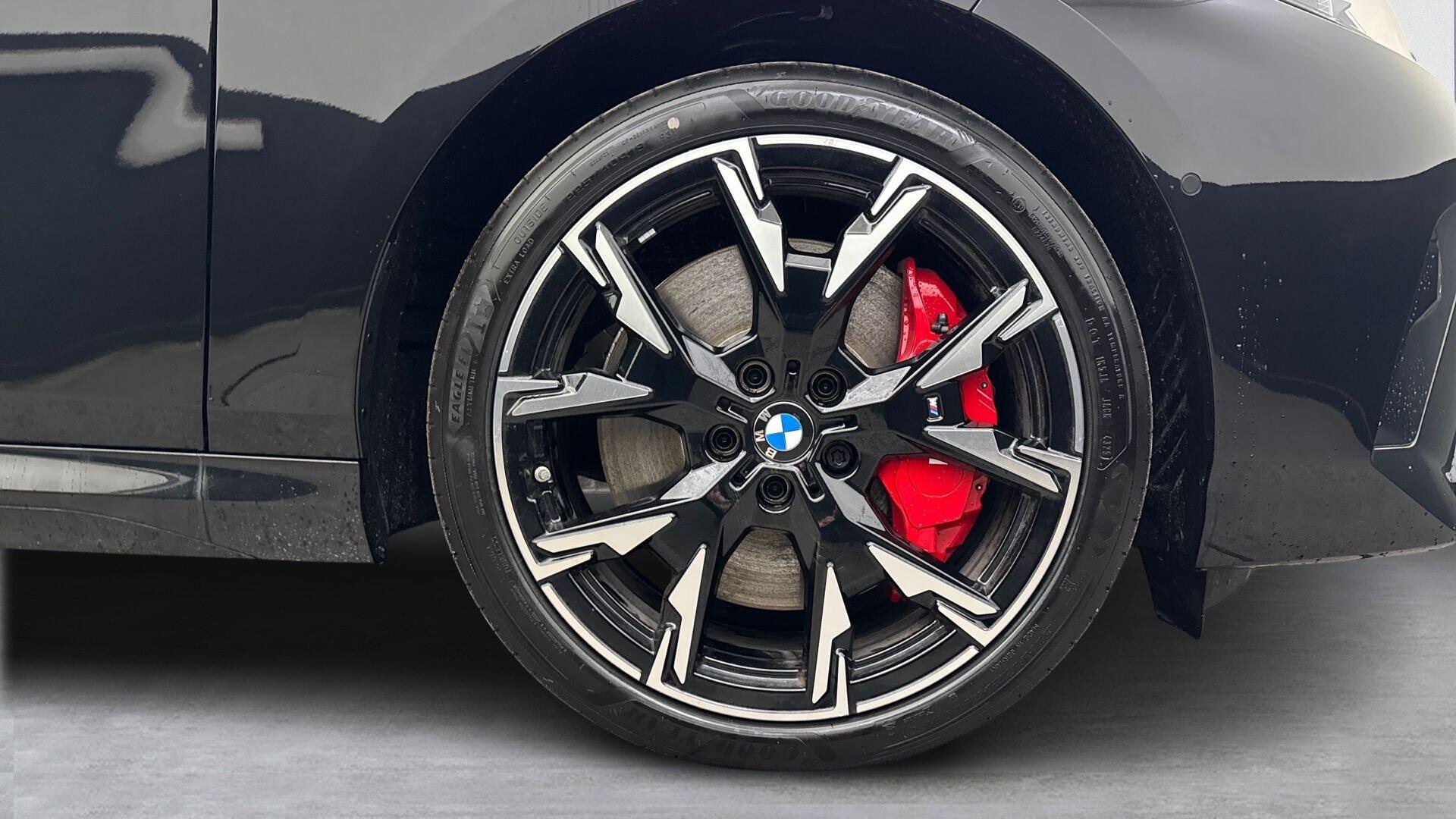 BMW 2 Series view 14