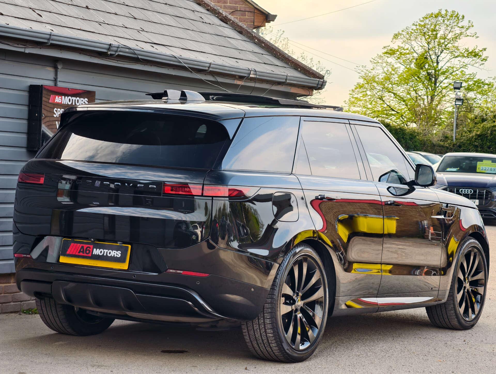 Land Rover Range Rover Sport view 16