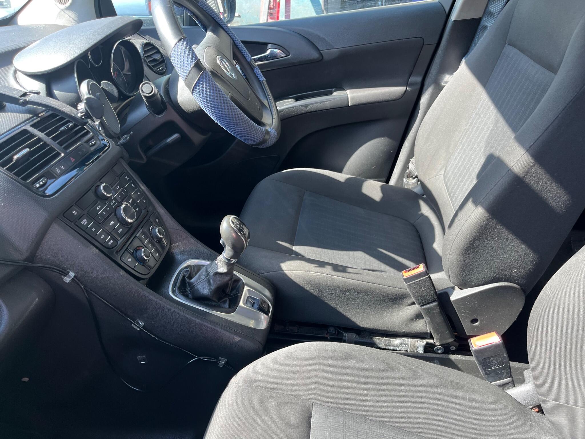 Vauxhall Meriva view 9