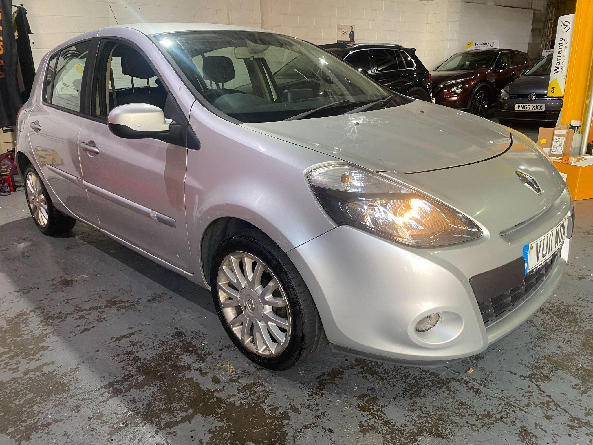 Renault Clio view 4