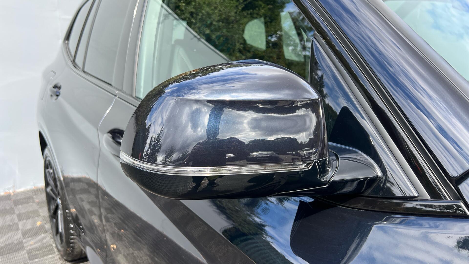 BMW X3 view 26