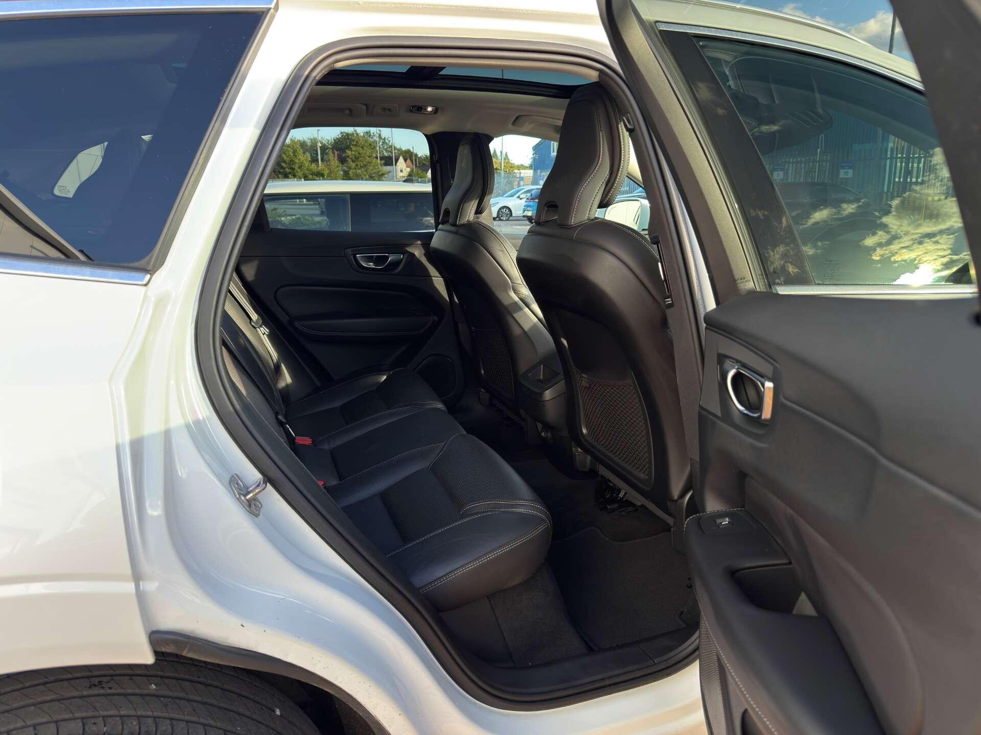 Volvo XC60 view 52